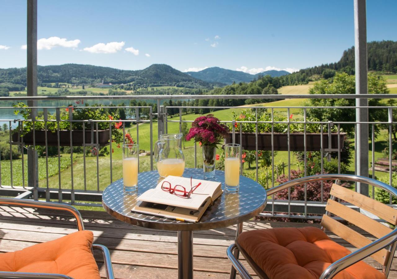Hotel Seehof Sankt Georgen am Längsee 外观 照片