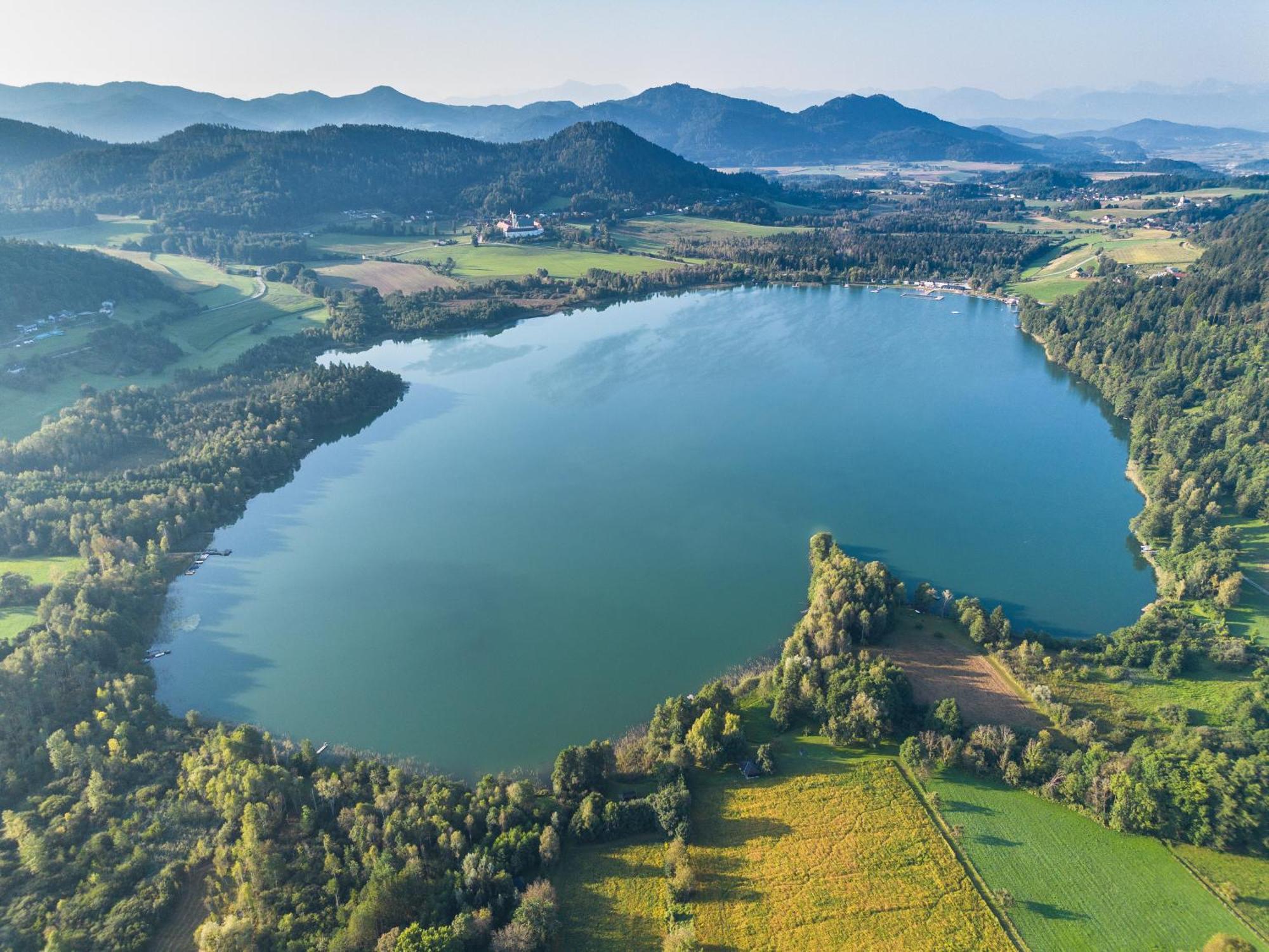 Hotel Seehof Sankt Georgen am Längsee 外观 照片